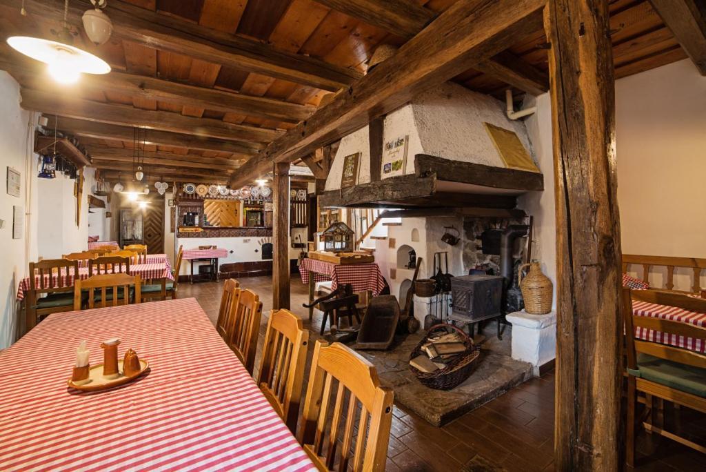 Penzión Starý Hostinec Banská Štiavnica Exterior foto