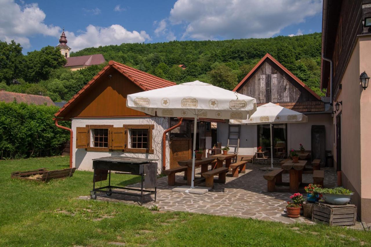 Penzión Starý Hostinec Banská Štiavnica Exterior foto